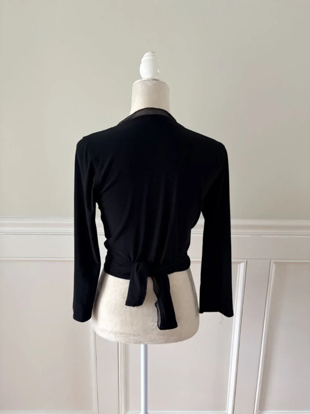 Cabi Black Tie Front Cropped Ballet Wrap Cardigan M - Picture 5 of 5